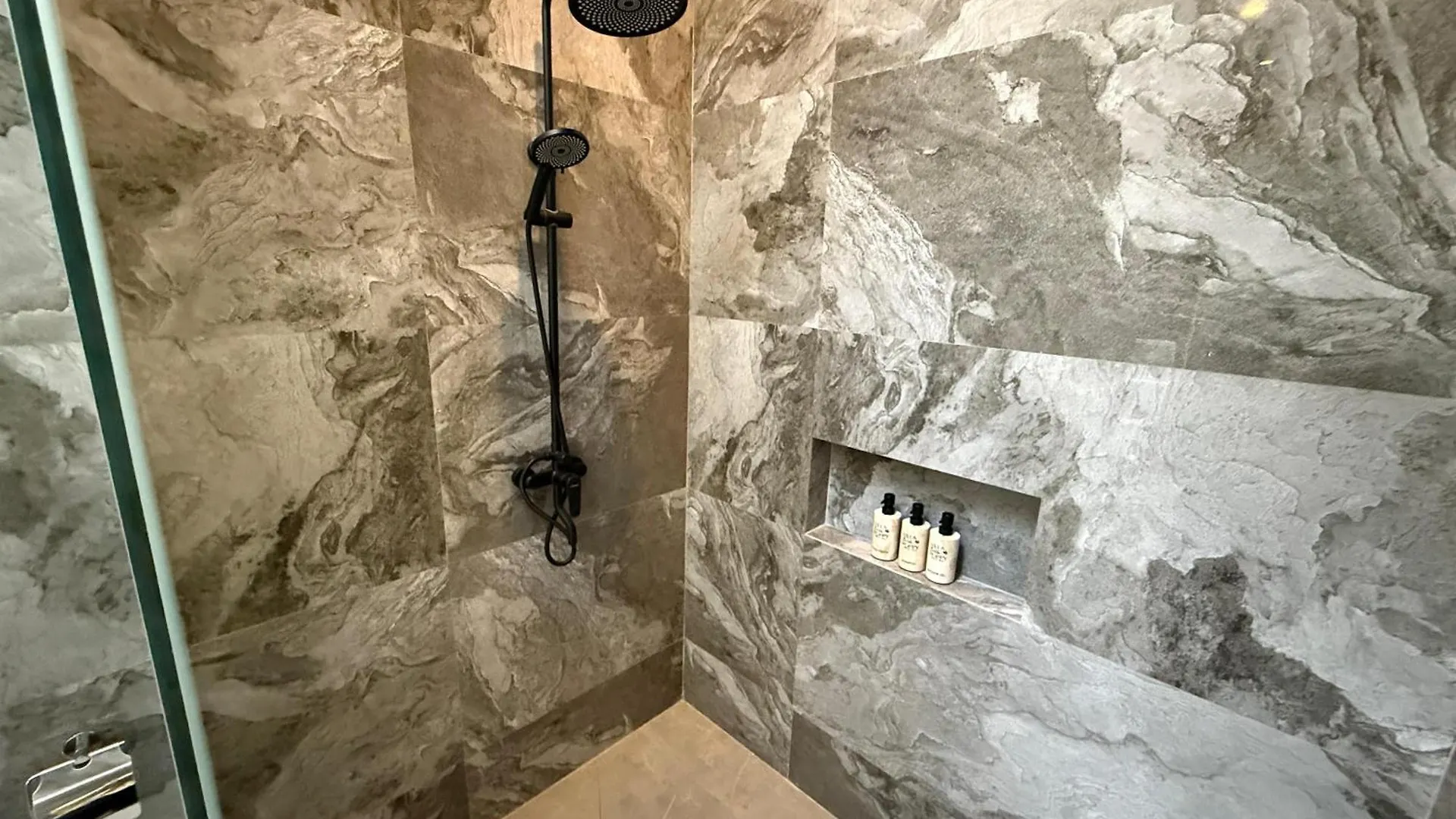 Villa Bella Poppy Seminyak Indonesië